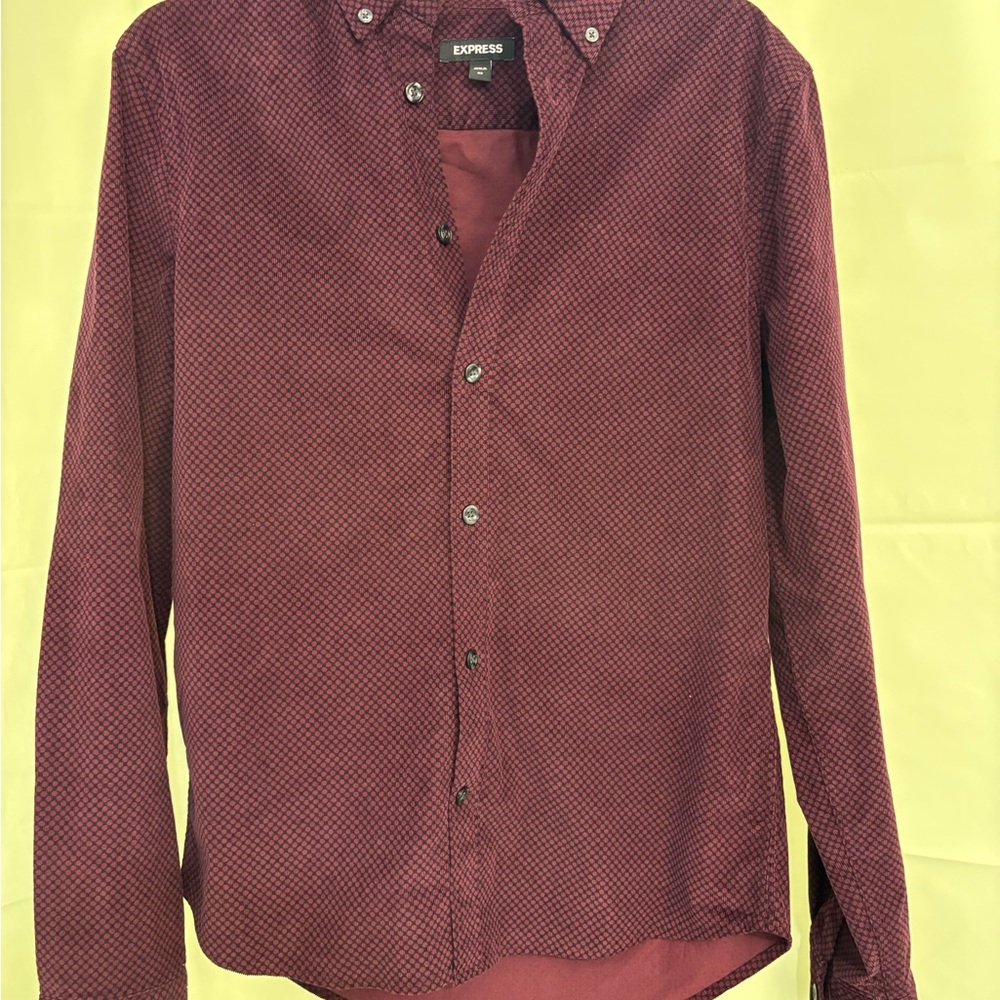 Express Men's Maroon Patterned Button-Down Shirt